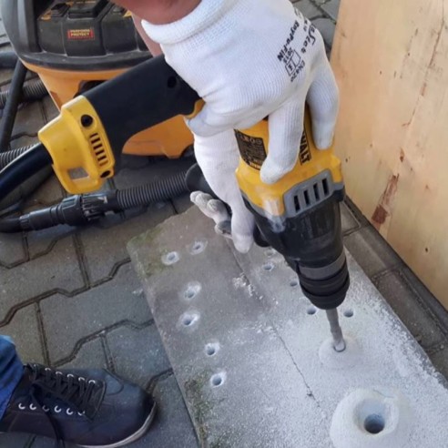 Електрически перфоратор SDS-plus 900W 3J DeWALT - 4