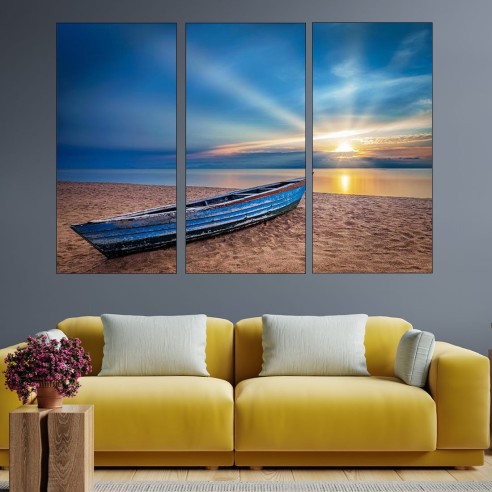 Рибарска лодка на пясъка по изгрев - картина пано за стена - 2