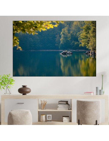 Езеро със спокойни води в гората - картина пано за стена - 2