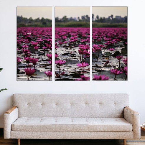 Червени лотоси във водата - картина пано за стена - 2
