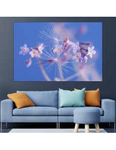 Пролетно цвете с роса - картина пано за стена