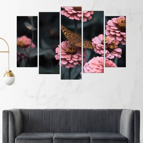 Пеперуда кацнала на цвете - картина пано за стена - 3