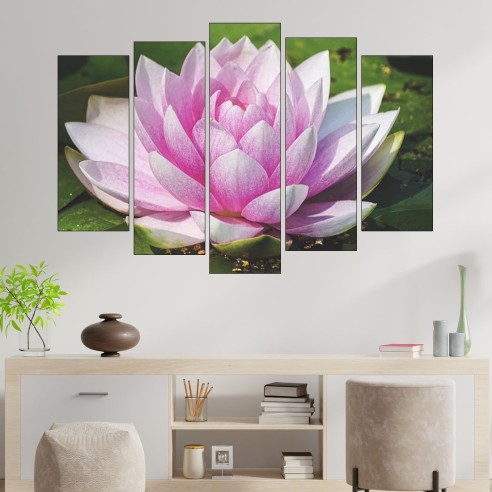 Водна лилия в езеро - картина пано за стена - 3