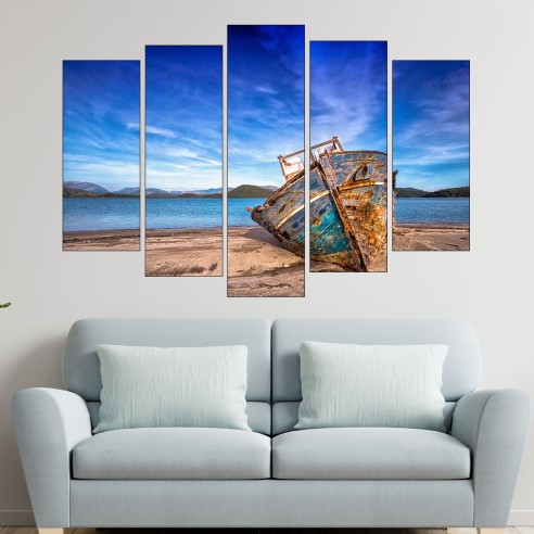 Отломки от лодка на брега - картина пано за стена - 3