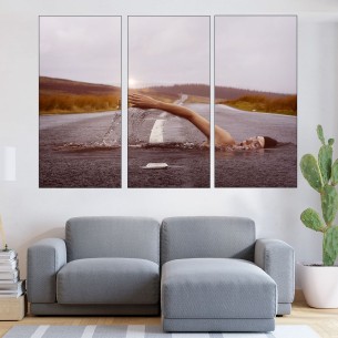 Плувец на пътя - абстракция - картина пано за стена - 1 2