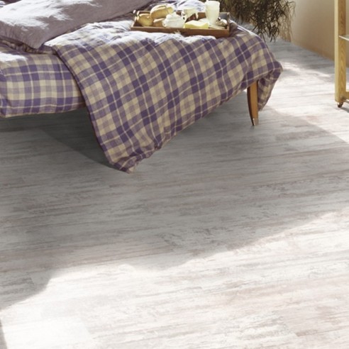 Ламиниран паркет kronotex 8мм d2940 веранда бял