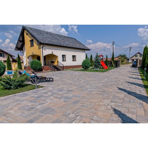 Настилка от бетонни блокчета - ROCA MIX 7.9 - PETRA PAVAJE