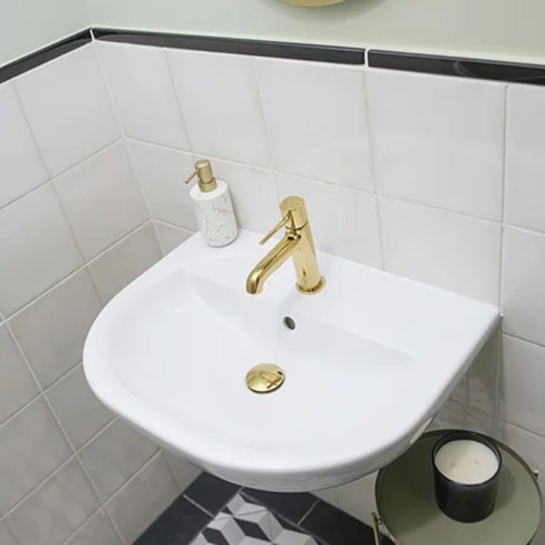 Нисък смесител за баня Pola злато LAVEO ➤ топ цена ➤ dshome.bg