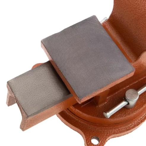 Въртящо се менгеме с наковалня 100 мм SPARTA ➤ топ цена ➤ dshome.bg