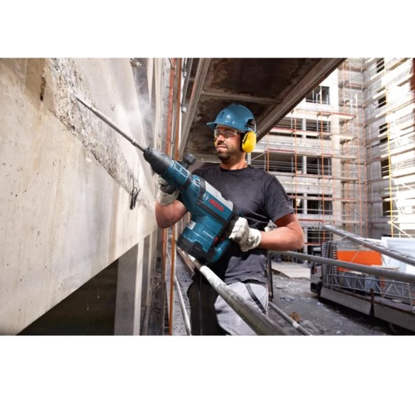 Къртач 1500 W SDS Max GSH 7 VC Professional BOSCH ➤ топ цена ➤ dshome.bg