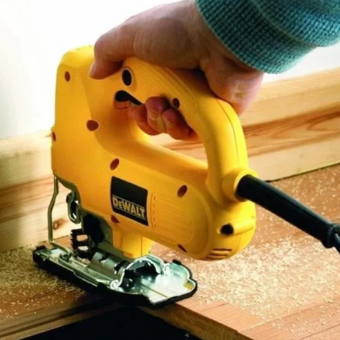 Прободен трион 550 W DW341K DeWALT ➤ топ цена ➤ dshome.bg