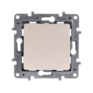 Стълбищен бутон Niloe крем LEGRAND ➤ топ цена ➤ dshome.bg