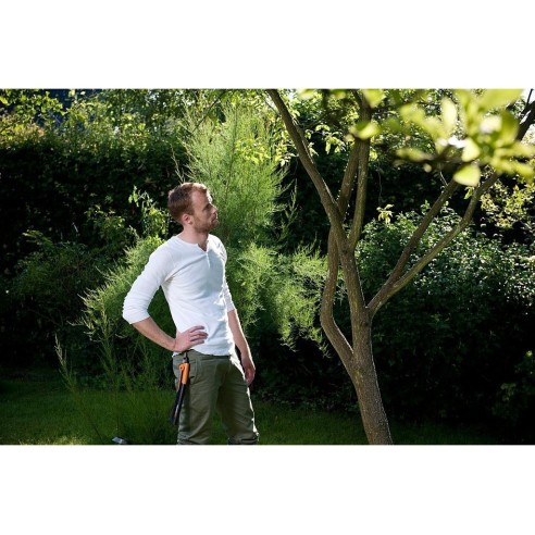 Градински телескопичен трион Xtract SW75 255мм FISKARS