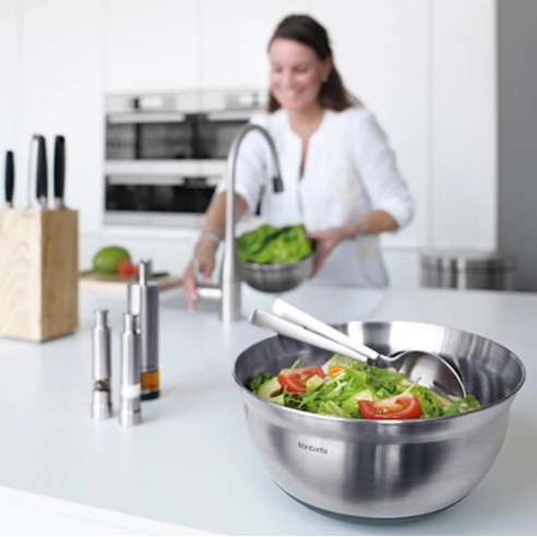 Купа за бъркане 3 л Profile Matt Steel/Black BRABANTIA ➤ топ цена ➤ dshome.bg