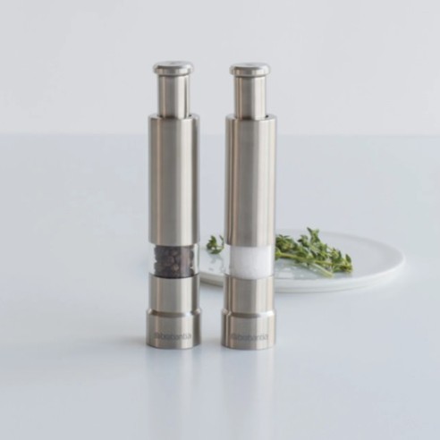 Мелнички за сол и пипер Matt Steel BRABANTIA ➤ топ цена ➤ dshome.bg