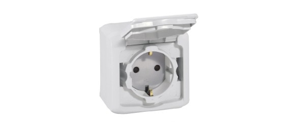 Контакт шуко 16А открит монтаж детска защита бял Forix LEGRAND ➤ топ цена ➤ dshome.bg