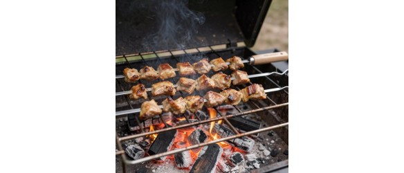 Метален шиш с дървена дръжка 65 см SIM-CHURRASCO