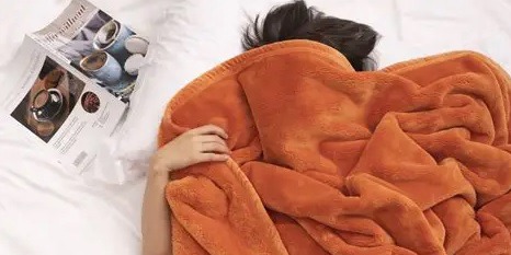 Поларени одеяла: Бюджетният лукс, който всеки дом заслужава