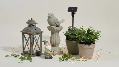 Градинска декорация