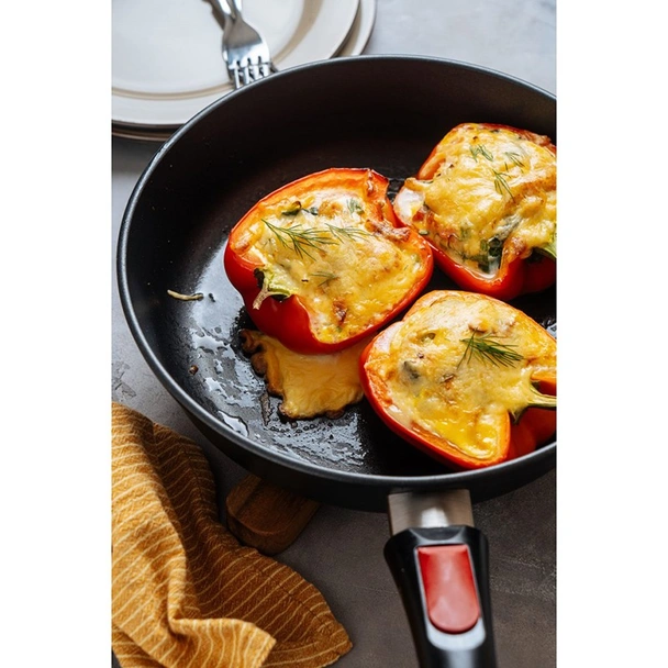 Традиционен тиган с подвижна дръжка ø22 см НЕВА МЕТАЛЛ ПОСУДА - Image 4