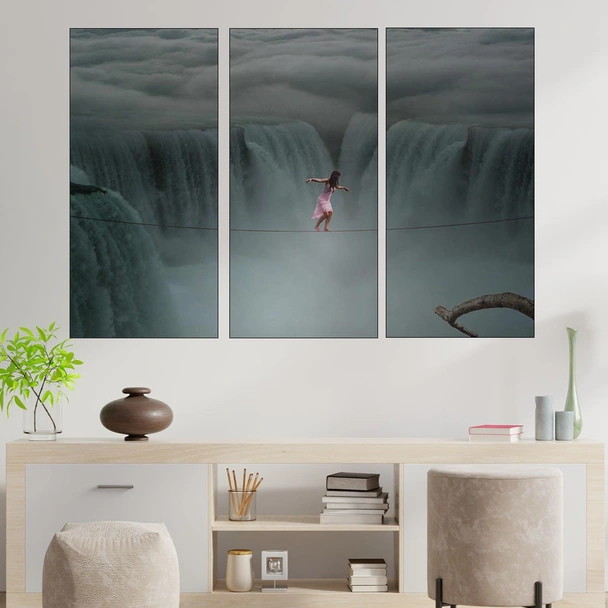 Момиче на въже над водопади - картина пано за стена - Image 2