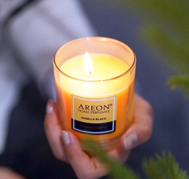 Ароматна свещ Черна ванилия 120 гр AREON - Image 6