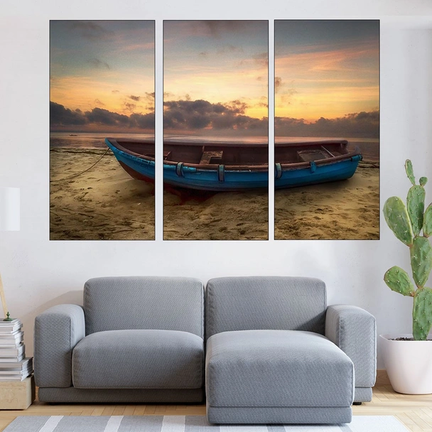 Самотна лодка на плажа - картина пано за стена - Image 2