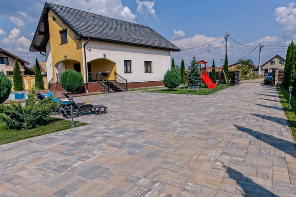 Настилка от бетонни блокчета - ROCA MIX 7.9 - PETRA PAVAJE - Image 2