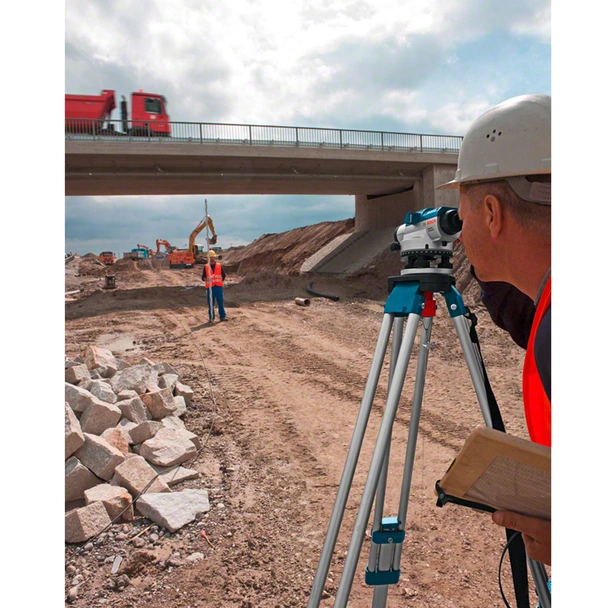 Комплект оптичен нивелир Bosch GOL 32 G + Статив BT 160 + Лата GR 500 - Image 6