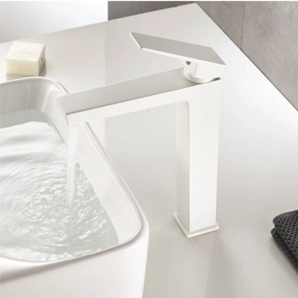 Стоящ смесител за баня Елинор бял - INTER CERAMIC - Image 2