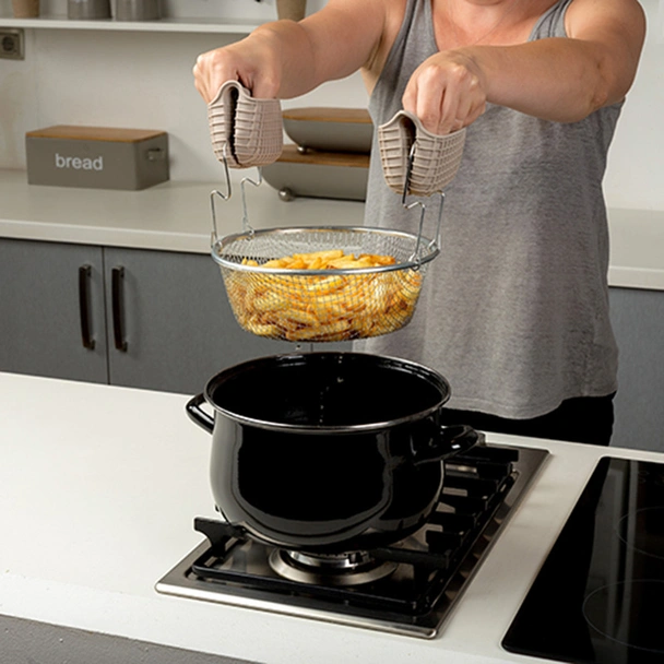 Емайлирана касерола с метална кошница за пържени картофи 24 см NAVA - Image 9