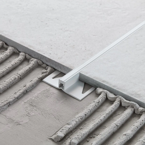 Дилатационна фуга 10 мм 2.5 м светлосива CEZAR - Image 3