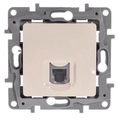 Компютърна розетка RJ45 UTP цвят крем Legrand Niloe