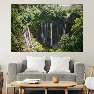 Водопада  tumpaksewu в Индонезия  - картина пано за стена