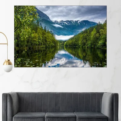 Красиво езеро в гората - картина пано за стена