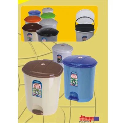 Пластмасова кофа с педал 5л