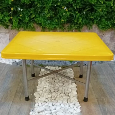 Детска маса 80x80 см жълта MEVSIM (мостра)
