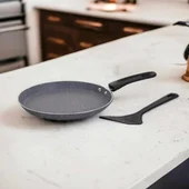 Тиган за палачинки с шпатула ᴓ26 см OLIVER VOLTZ - Thumbnail 2