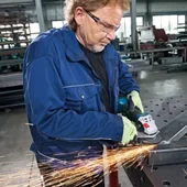 Акумулаторен ъглошлайф ø125 мм GWS 18V-10 Professional BOSCH - Thumbnail 4